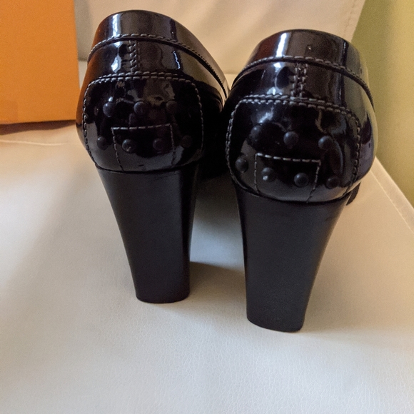 Tod’s black patent leather platform loafer shoes - Picture 5 of 7